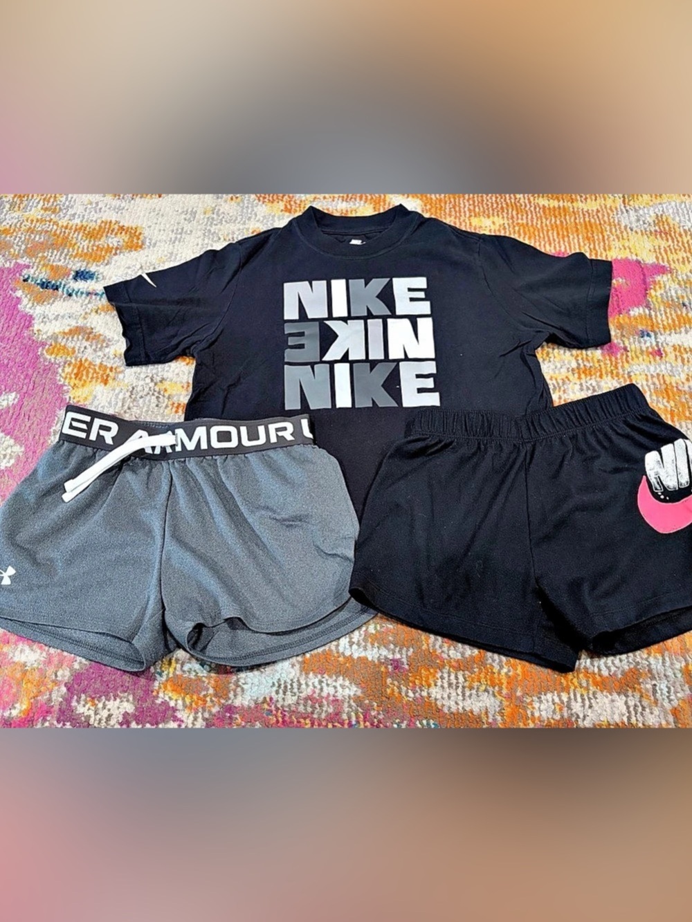 Nike The Nike Tee Girls 6X youth small Black & Gray Athletic Set